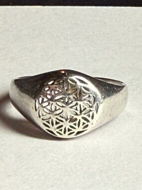 Flower of LIfe Sacred / Geometry Symbol Ring Sterling Silver Size 7